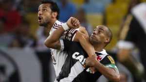 Dia de quebrar tabu! Pelo Vasco, Rodrigo nunca perdeu para Fred