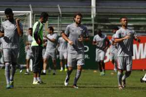 Saiba como devem jogar Fluminense e Santa Cruz