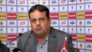 Macedo não perdoa árbitro inexperiente em jogo importante contra o Inter: “Lamentável”