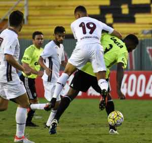 Pressão no Fluminense não assusta nem surpreende Scarpa