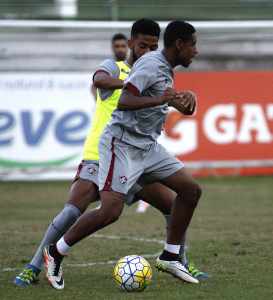 Jorge Macedo aprova reintegração de Robert no Fluminense