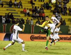 Douglas sobre jogo desta quarta: “Uma outra história”