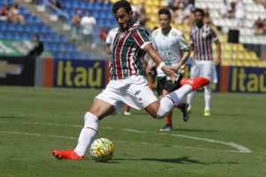 Mirando o G4, Dourado diz que cada jogo será uma decisão para o Flu