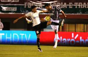 Marquinho reconhece erros contra o Corinthians e diz onde pode evoluir