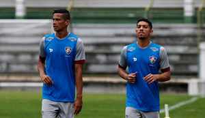 Treino de véspera do jogo contra o Figueirense não dá pistas do time
