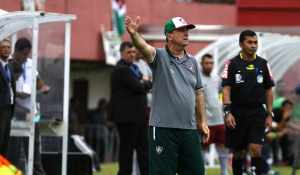 Levir já faz previsão de jogo aberto contra o Santos