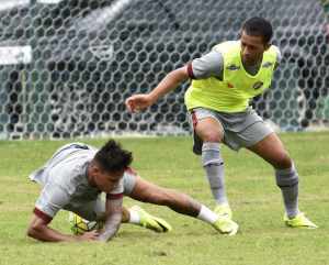 Pierre confirma escalação para jogo deste sábado e vibra com a nova chance