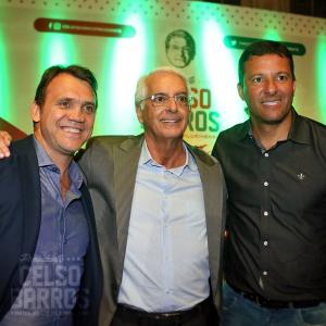 Nomes anunciados por Celso Barros têm processos na Justiça contra o Fluminense