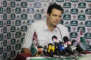 Ex-vice de futebol do Fluminense desabafa sobre atual gestão do clube