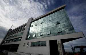 Flu diminui investimento e ritmo nas obras do CT e construção de muro entra nos planos