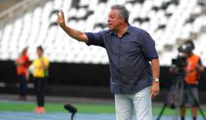 Dirigente garante que Flu só negociou com Abel e comemora encaixe de filosofias