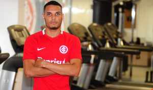 Internacional apresenta zagueiro que foi pretendido pelo Fluminense