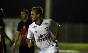 Lado direito e Scarpa: Abel elege os protagonistas da goleada tricolor