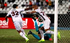 Artilheiro do Botafogo diz que técnico do Flu mudou a cara do jogo