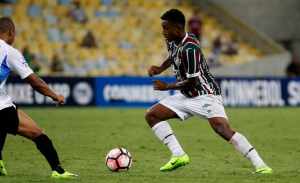 Wendel lembra que ofensividade é a marca do Fluminense