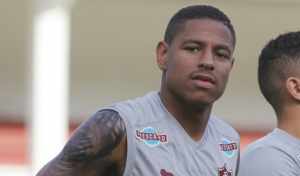 Ex-Fluminense comenta sobre carreira e faz comparação com moleque de Xerém