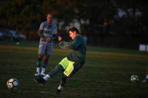 Em mau momento, lateral da Chapecoense prega tranquilidade para encarar o Flu