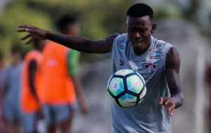 Média de mais de uma cirurgia por mês continua no Fluminense