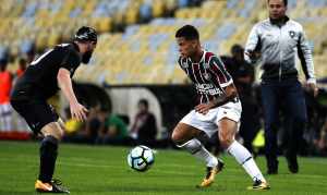 Mascarenhas admite já ter se acalmado com as brincadeiras após fazer primeiro gol