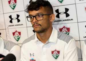 Jornalista critica impaciência da torcida tricolor com Gustavo Scarpa