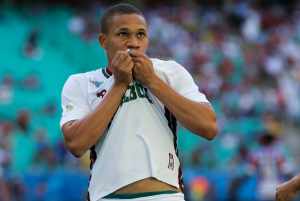 Agente revela sondagens de quatros clubes por Wellington Silva