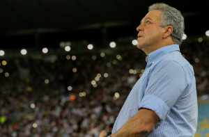 “O Abel deveria ser canonizado no Fluminense”, afirma comentarista