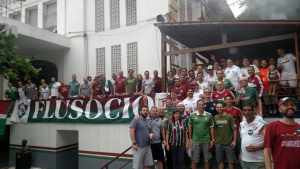 Flusócio convida para churrasco em Laranjeiras