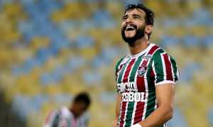Abel se rende em elogios a Dourado e aponta sua importância para o bom ambiente no grupo