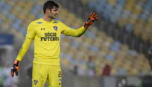 Júlio César assegura que Fluminense ainda não pensa no Avaí