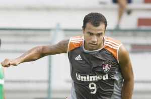 Ex-Fluminense, Roger tem tumor diagnosticado e não joga mais neste ano