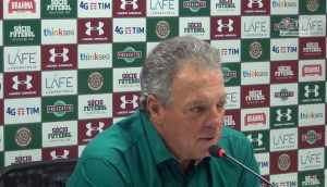 Técnico do Fluminense nega ter poupado titulares