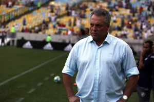 Abel Braga explica mudanças feitas no Fluminense nos últimos jogos