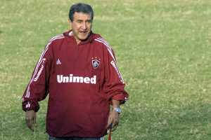 Você gostaria de ver Parreira como vice de futebol do Fluminense?
