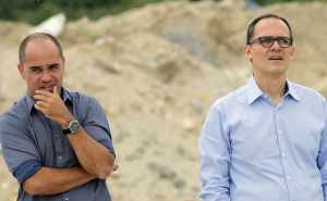 Abad promete afastamento de Teixeira do futebol, descumpre e gera nova crise