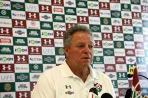 Abelão defende Scarpa e lembra de longa inatividade por entrada maldosa de jogador do Madureira