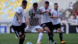 Presidente do Corinthians diz que valores por Scarpa são altos e fala da exigência do Flu por jogadores