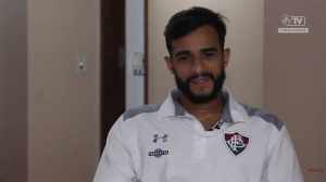 Vídeo – Em três perguntas, Dourado conta o que gosta fora do campo