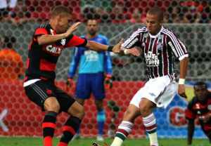 Torres revela que Flu e Fla conversaram sobre troca de jogadores no início do ano