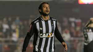 Em enquete de portal mineiro, maioria dos atleticanos vota pela saída de Fred