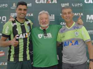 Diretor do América-MG, ex-treinador do Flu revela conversas por renovação com Giovanni