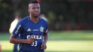 Zagueiro especulado no Fluminense acerta com o Goiás para 2019