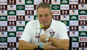 Abel diz que aguarda novos reforços, mas faz mistério sobre os nomes: “Vão chegar”