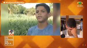 Vídeo – Ayrton é homenageado em programa de TV e se emociona