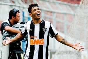 Especulado no Flu, Carlos não é relacionado para estreia do Atlético-MG no Brasileiro