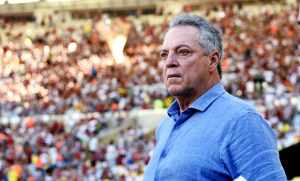 Abel pediu contratação de atacante do Flamengo após saída de Dourado, revela portal