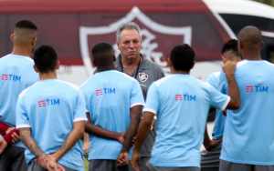 Flu encerra preparação para enfrentar o Paraná; saiba como foi o último treino
