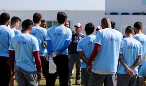 Mudança de esquema aumenta briga por vaga entre os titulares no Fluminense