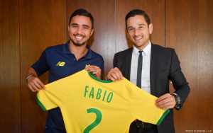 Lateral revelado no Fluminense acerta com clube francês