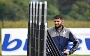 Jádson não quer Fluminense retrancado em Montevidéu nesta quinta-feira