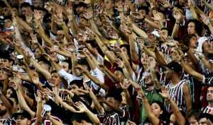 Com ingressos a partir de R$10, Flu x Corinthians terá setor promocional mantido
